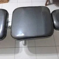 صندلی معاینه و خونگیری پزشکی
