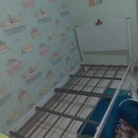 تخت یک نفره به همراه آینه و دراور ۴ کشو|تخت و سرویس خواب|مشکیندشت, |دیوار