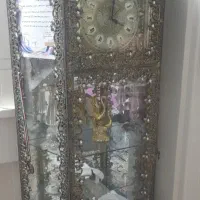 ویترین و ساعت   در حد نو