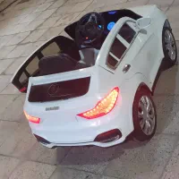 ماشین شارژی کودک آواز خوان و بوق دارد فلش میخوره|اسباب و اثاث بچه|دزفول, |دیوار