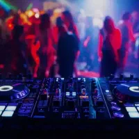 DJ . HAMED|خدمات پذیرایی، مراسم|صومعه‌سرا, |دیوار