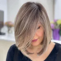 خدمات کوتاهی‌و موخوره‌گیری‌‌مو تخصصی با تخفیف ویژه