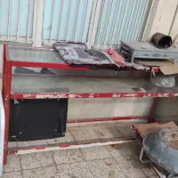 ویترین شیشه ای