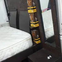 فروش یک عدد تختخواب دو نفره به همراه تشک
