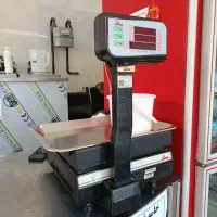 یخچال و ترازو|یخچال و فریزر|هشتگرد, شهرک گلها|دیوار