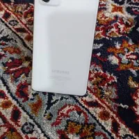 گوشی در حداک 128گیگ رام 8