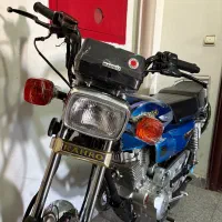 هوندا ۲۰۰ مدل ۴۰۲