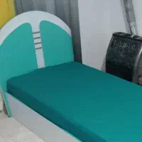 تخت خواب(دو عدد)|تخت و سرویس خواب|رشت, یخسازی|دیوار