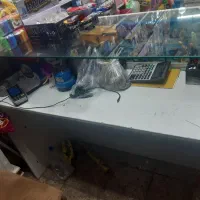 ویترین ام دی اف شیشه ای