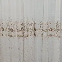 پرده ها در حد نو با ابعاد بزرگ یه بار شست‌وشو شده