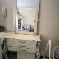 آینه و کنسول