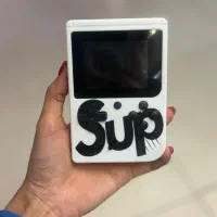 کنسول بازی قابل حمل دارای ۴۰۰ بازی