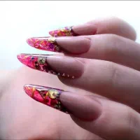 اجاره-میز-ناخن-و-صندلی-آرایشگر-و-درصدی