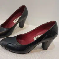 کفش چرم زنانه پاشنه بلند