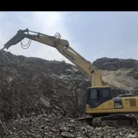 بیل میکانیکی ۲۲۰مدل ۲۰۱۱