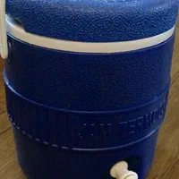 کلمن آب یخدان منبع اب دبه اب 7 لیتری نگهدارنده