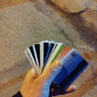 کارت بانکی وگواهینامه پیداشده