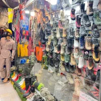 فروشگاه وسایل کوهنوردی البسه و لباس کار