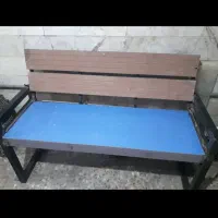 نیمکت آهنی