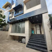 فروش ویلا نوساز شهری استخر دار