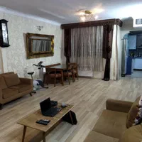 ۶۸ متر مسکونی میدان ولیعصر، بلوار کشاورز