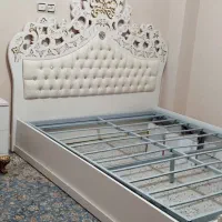 سرویس خواب دونفره با آینه و پاتختی و دراور|تخت و سرویس خواب|الیگودرز, |دیوار