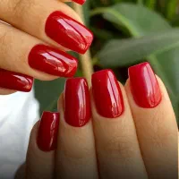 کاشت تمیز وحرفه ای ناخن بهترین قیمت|خدمات آرایشگری و زیبایی|قائمشهر, |دیوار