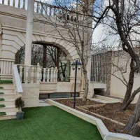 سرایدار خانم در شهر قدس