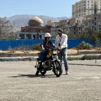 آموزش موتورسواری غرب تهران دنده‌ای و اسکوتر
