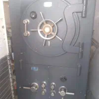 گاوصندوق 3تن وزن خرم قدیم رمز امریکایی