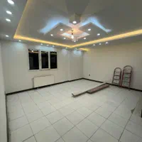 آپارتمان ۸۰متری نورگیر شهرک ابریشم (املاک برتر)|فروش آپارتمان|چهارباغ, |دیوار