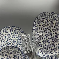 ظروف چینی گل آبی