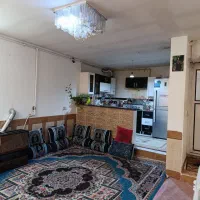 منزل دو خوابه طبقه دوم شهرک قصر قمشه