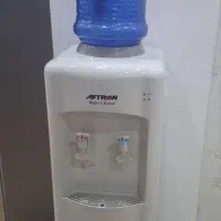ابسردکن و ابگرمکن ایستاده افترون اصلی.در حد نو.