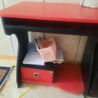 میز کامپیوتر  در حد نو