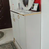 جاکفشی و میز|جاکفشی، کمد، دراور|یزد, |دیوار