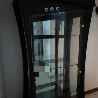 ویترین تمام شیشه