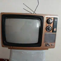 تلویزیون سانیو زیبا وقدیمی