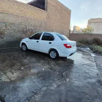 ساینا s تک گانه