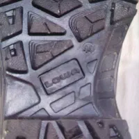 کفش  سایز 44 مارک LOWA اورجینال|کیف، کفش، کمربند|تهران, ایران|دیوار