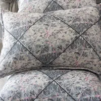 دشک و بالشت|رختخواب، بالش، پتو|شهرکرد, |دیوار