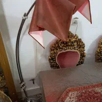 آباژور ایستاده