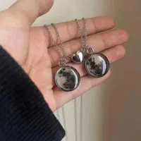 ست گردنبند ماه شبتاب مگنتی