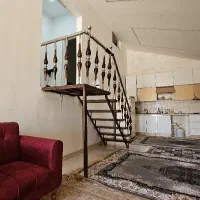 یک نفر خانم برای نظافت منزل