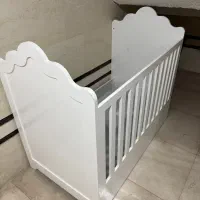 تخت کودک|تخت و سرویس خواب|رشت, بلوار گیلان|دیوار