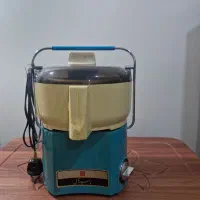 آبمیوه گیری ناسیونال