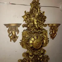 ساعت آنتیک و پایه شمعدان