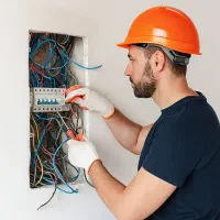 خدمات تخصصی برق، امنیت و شبکه