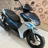 موتور گلکسی مدل ایروکس، رنگ آبی مازراتی