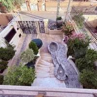 فروش واحدمسکونی کاشانی روبروپارک۷تیر (۱۸۰ متری)